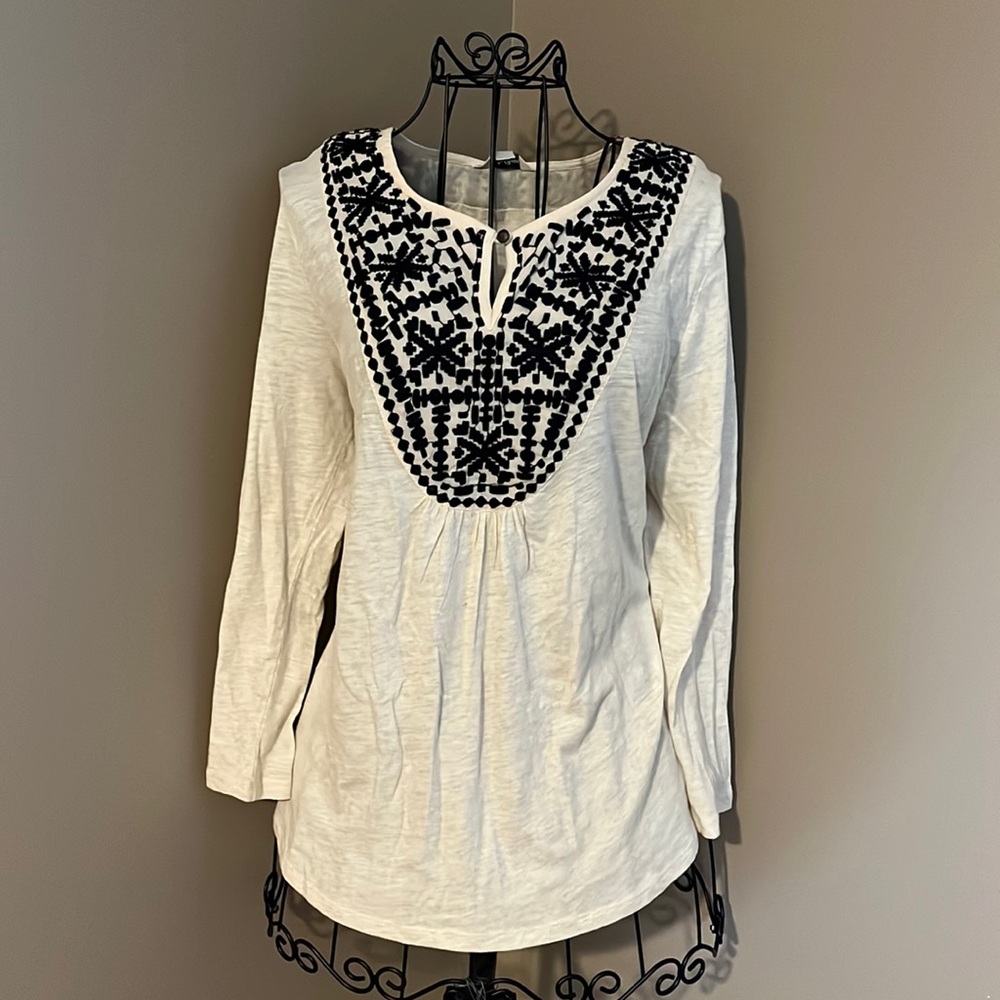 NWT- Lucky Brand Top Size M